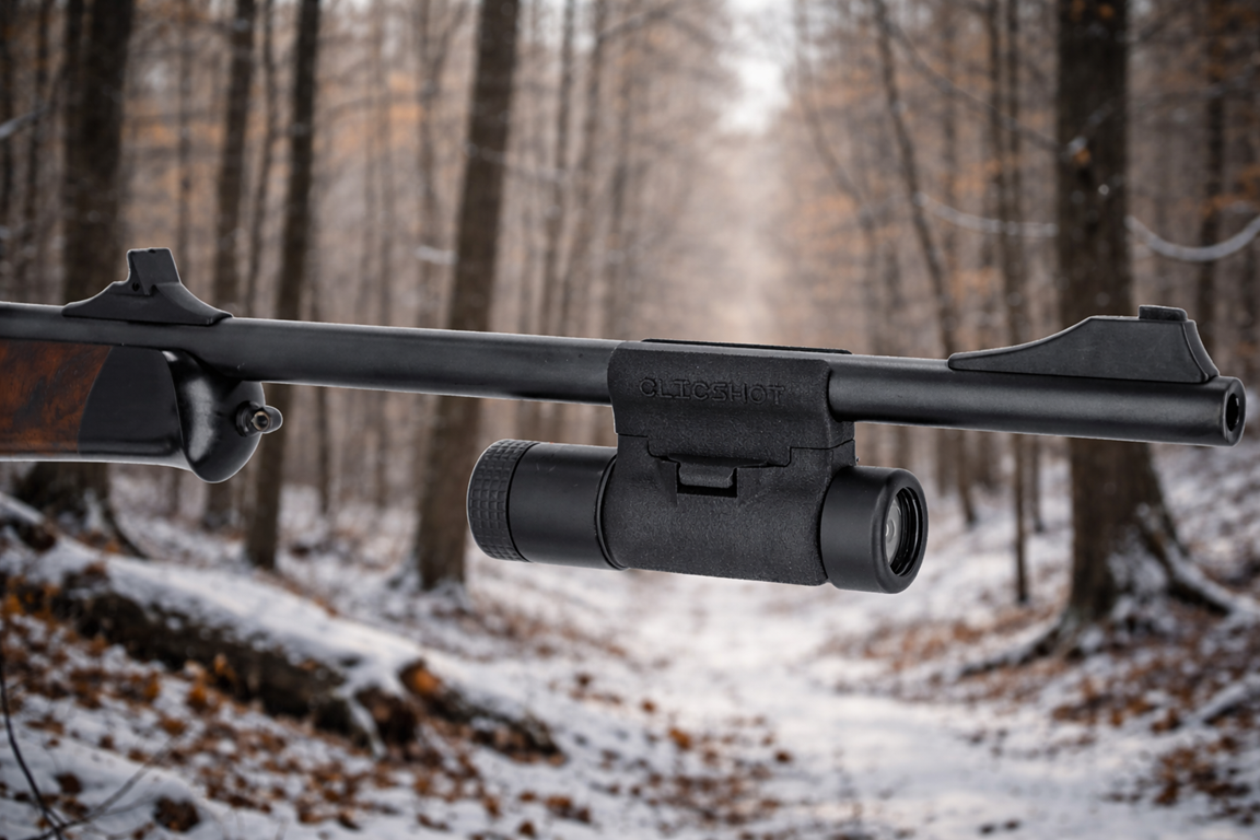 clicSHOT monté sur une arme en situation de chasse